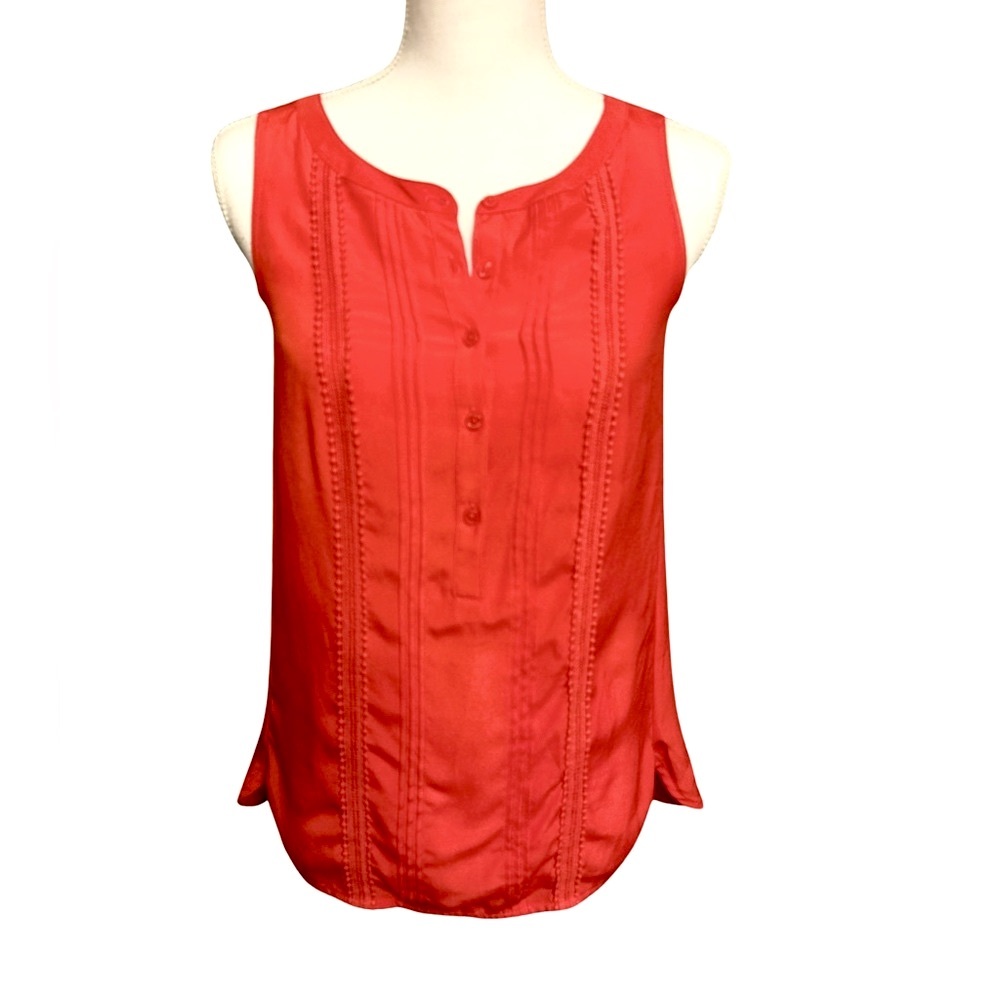 Like New Ann Taylor Sleeveless Blouse XS Petite
